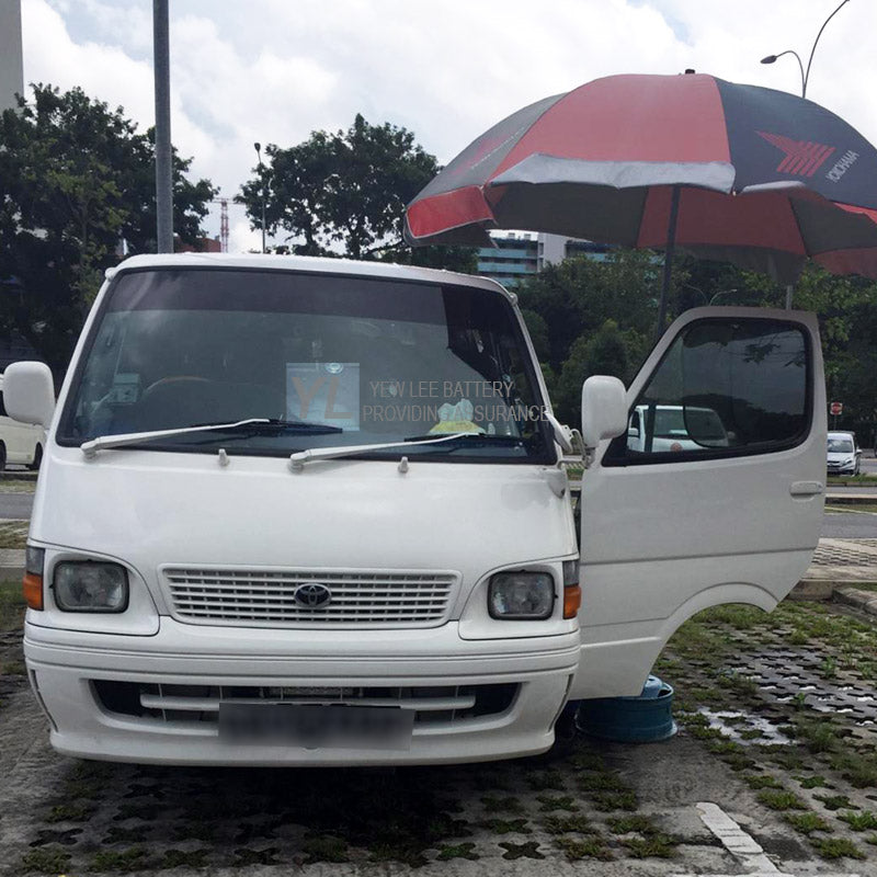 Toyota Hiace 1rz model, Petrol Version,  Alternator Repair . Van